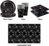 49 delar Halloween Spider Paper Bestick Set Inklusive tallrikar, servetter, glas och bordsduk. Svart servisset med desserttallrikar, servetter och glas.