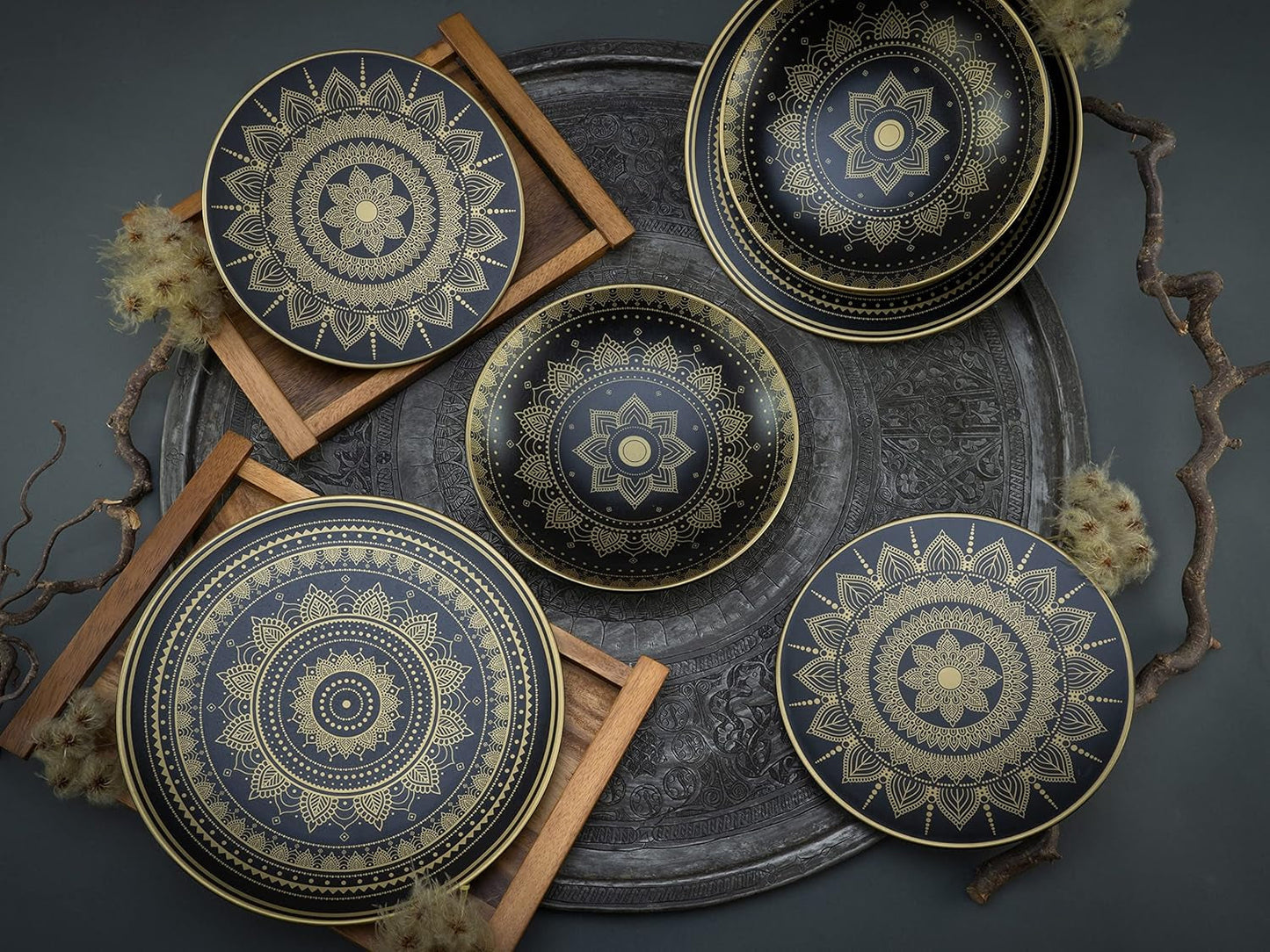 CreaTable, 23588, MANDALA GOLD Series - Svart, 12-delat servisset, porslinstallrikar, diskmaskin och mikrovågssäker, kvalitetstillverkning