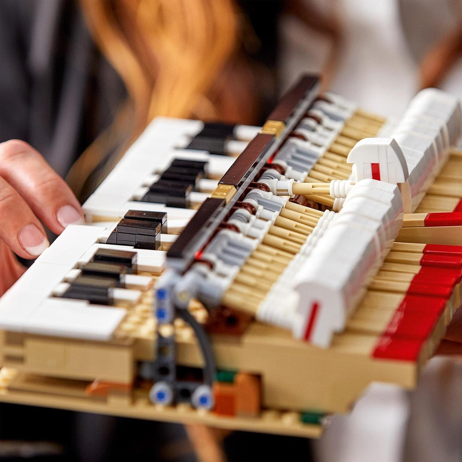 LEGO Ideas Concert Grand Piano (21323); Byggsats; Ditt eget konsertpiano; Bra modellprojekt för den begåvade pianisten, musikern, musikälskaren eller hobbyisten (3 662 stycken) Byggset Besuche den LEGO-Store