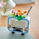LEGO Creator 3In1 skivspelare med blommor - konverterbar leksak till radio eller mikrofon - musikleksaker för barn - kreativ presentidé för flickor och pojkar från 8 år 31172 Byggset Besuche den LEGO-Store