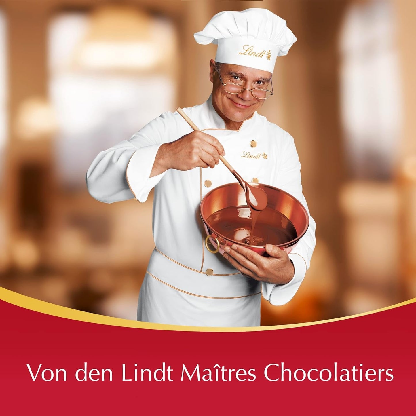 Lindor Choklad Topppresentation | 1718 g och chokladkakor med marsipan | 25 barer x 50g i en diskdisplay | 1250 g | Ren marsipan täckt med mörk choklad | Chokladkakor