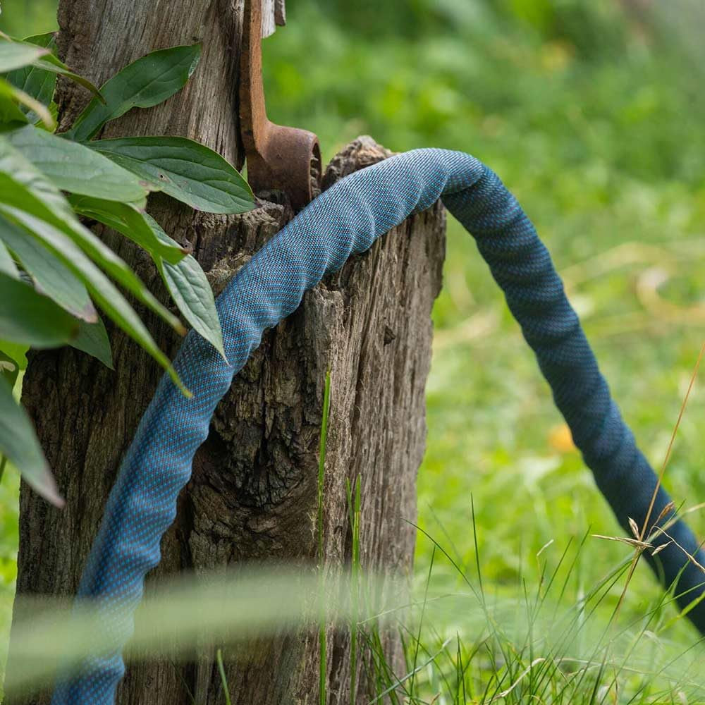 Gardena Liano Xtreme 1/2 tums set, 15m: Extremt robust trädgårdsslang i textil med lätt, väderbeständig PVC-innerslang (18465-20)