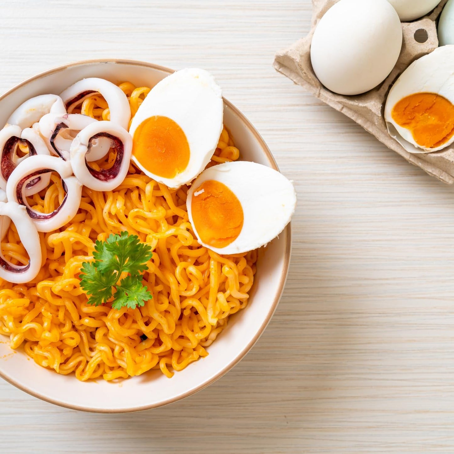 MAMA - Snabbnudlar med saltat ägg - Multipack (10 x 85g)