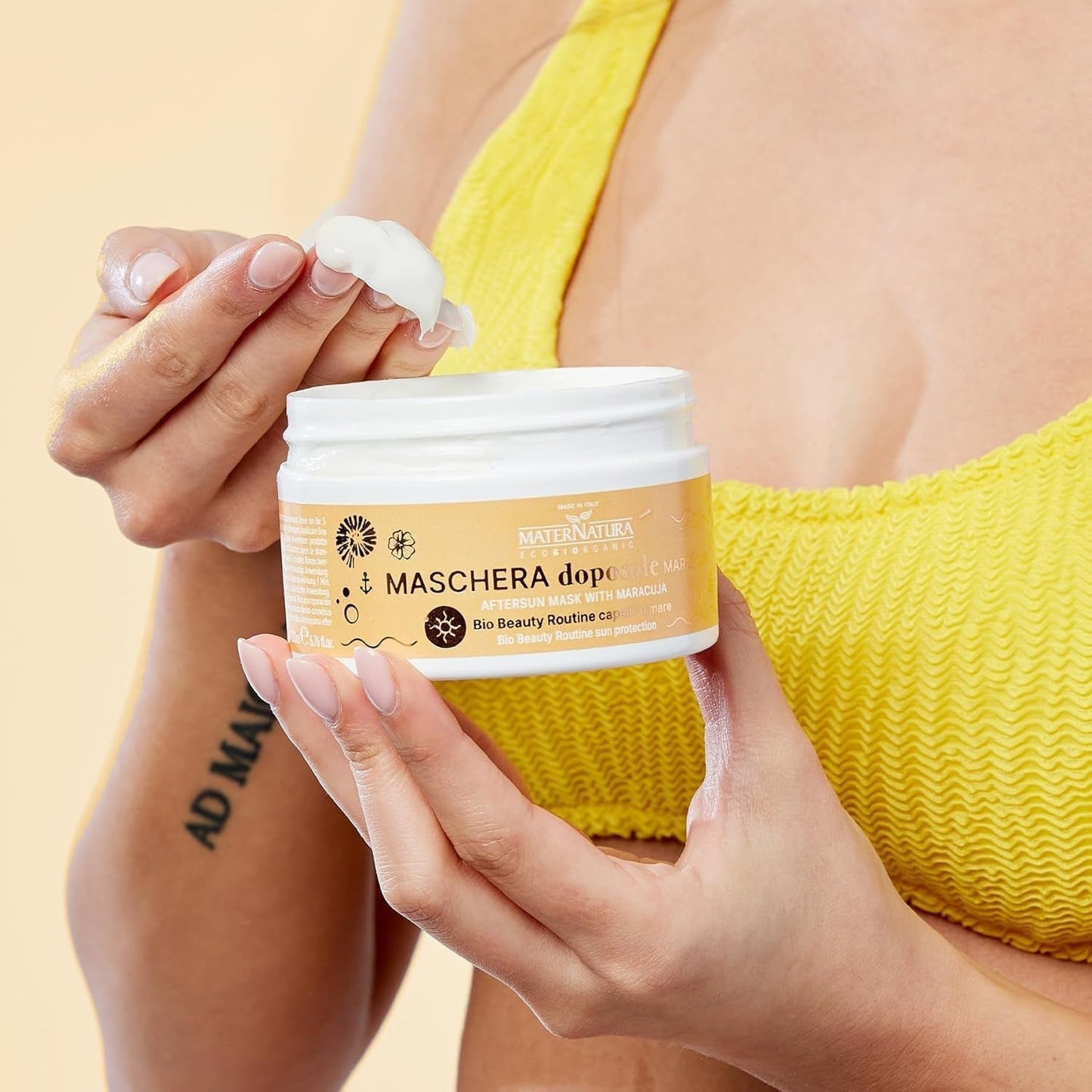 Maternatura, eftervårdsmask med passionsfrukt, återfuktar och ger håret elasticitet efter exponering för solen, ekologisk skönhetsrutin för strandhår, certifierad ekologisk, Made in Italy - 200 ml Naty Shop hårmask
