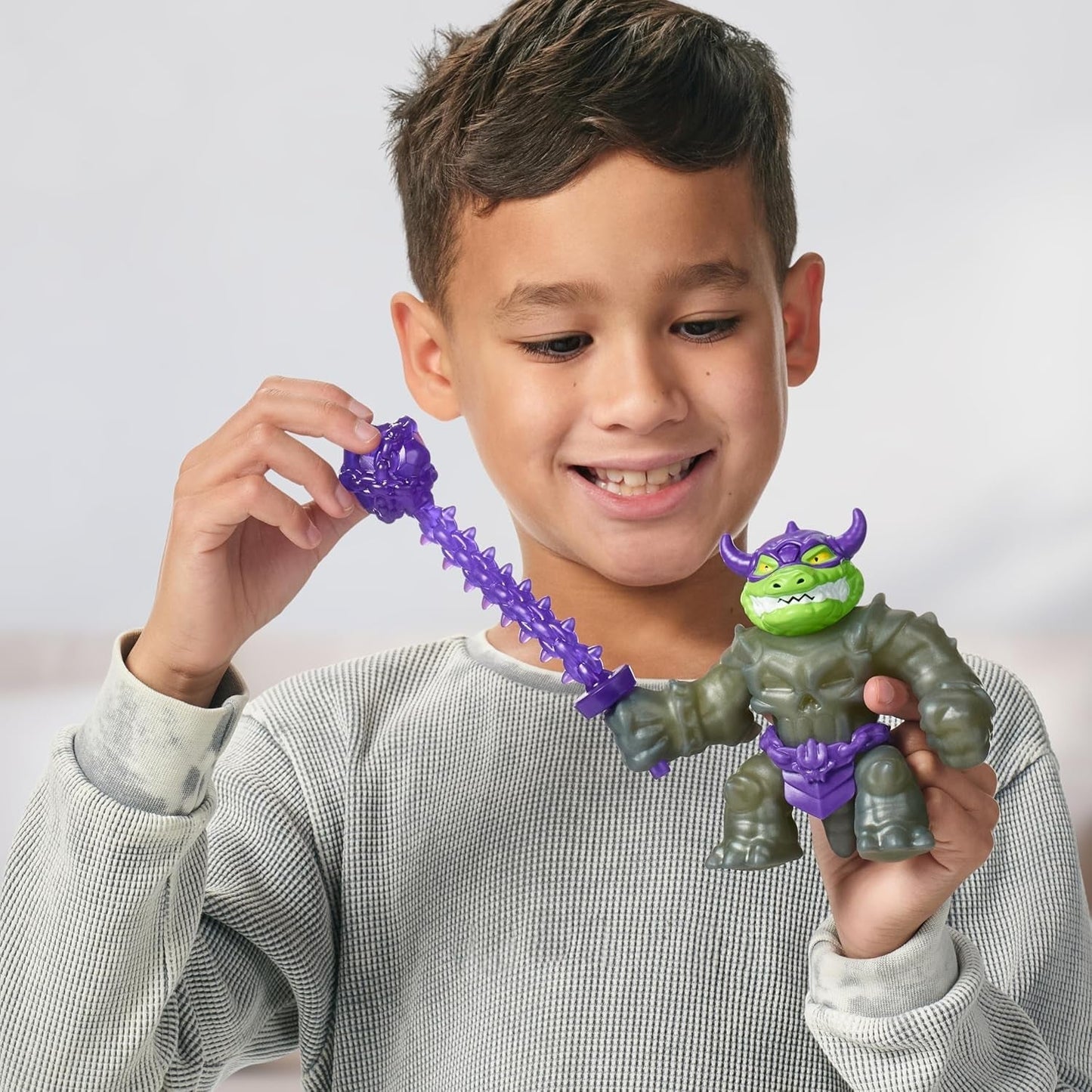 Heroes of Goo Jit Zu Stretch Strikers Deluxe Hero Pack Rock Jaw Sträckbar actionfigur med 20+ coola fightingutrustning Actionfigurer Naty Shop