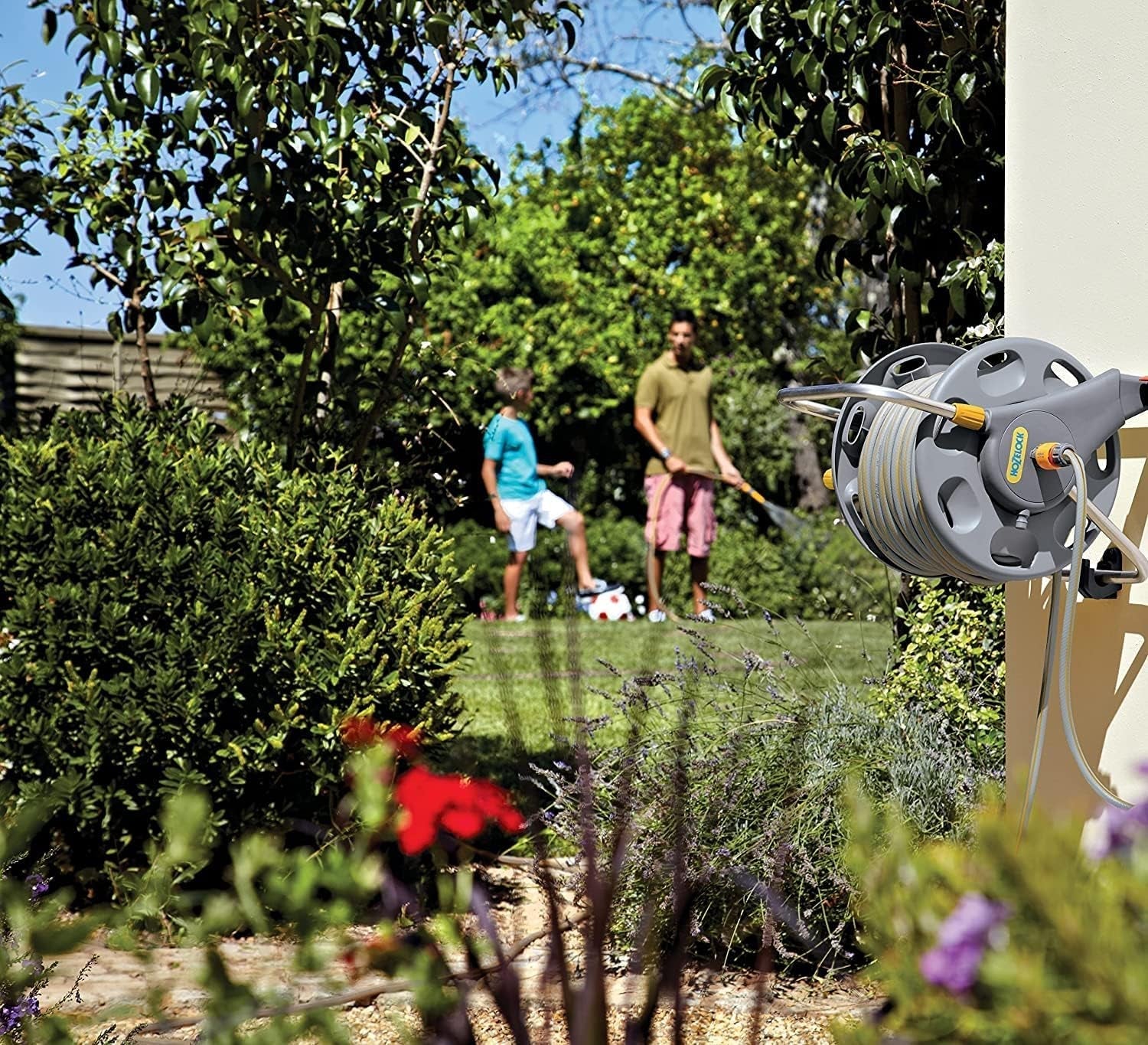 HOZELOCK - 2 i 1 slangrulle (stödlina ingår ej) 60m: Fristående eller väggmonterad, lätt att bära men robust och hållbar. Flexibel användning i trädgården [2475R0000]