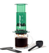AeroPress original kaffe- och espressobryggare, bärbar kaffebryggare på baristanivå med kammare, kolv och filter, snabbkaffe- och espressobryggare