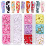 Kalolary Flowers Nail Art Charms, 3D Akryl Blommor för naglar Fem kronblad Blommor Ornament Nagelädelstenar Strasstenar Blandade metallpärlor för DIY Nail Art Design Smyckenstillverkning (2 lådor)