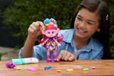 Mattel DREAMWORKS TROLS Together Strong - Hårsmakande Queen Poppy Fashion Doll - 15+ tillbehör, Glitter Kam, Tvättbar Glitter Gel, För Ålder 3+, HNF25 Naty Shop Dolls