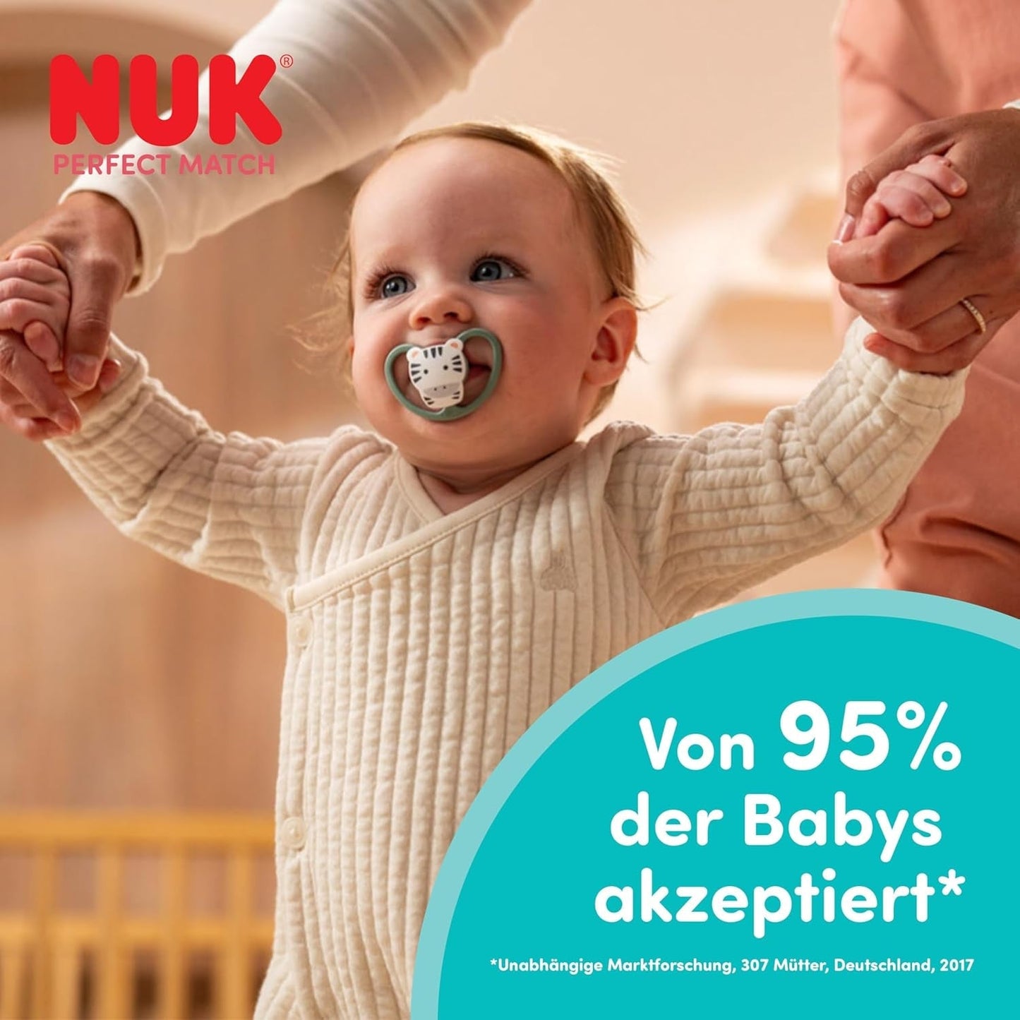 NUK Perfect Match luftnappar för spädbarn | 6-18 månader | Ortodontiska nappar som främjar luftcirkulationen och förhindrar utslag orsakade av saliv | 95 % acceptans av spädbarn** | Disney Nalle Puh | Paket om 2