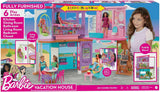 Barbie Holiday House (116 x 77,9 cm), 6-sits lekstuga, fullt möblerad med tillbehör, möbler och hiss, hopfällbar och förvaring, docka, present för barn från 3 år och uppåt, HCD50