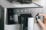 Melitta CI Touch - Helautomatisk espressomaskin med mjölksystem, espressomaskin med integrerad kaffekvarn och mjölkskummare, t.ex. för espresso eller cappuccino, silver
