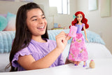 Mattel Disney Princess Ariel Spin & Reveal Fashion Dock Set med 11 överraskningar, inklusive 5 tillbehör, 5 klistermärken och en lekscen inspirerad av filmen HTV88