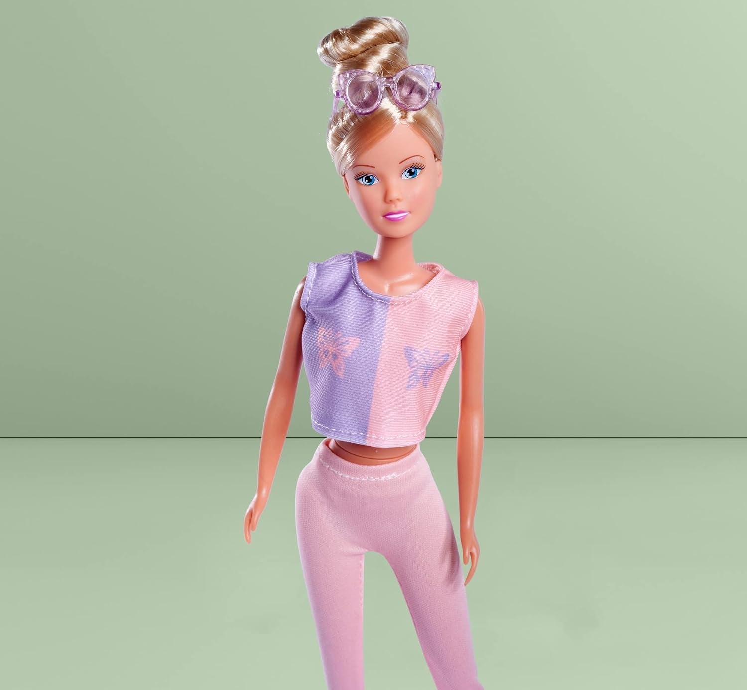 Simba 105733619 - Steffi Love Hula Hoop, leksaksdocka med sportoutfit, Hula Hoop och mekanisk funktion, 29 cm, åldrar 3+