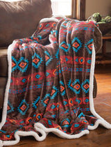 CARSTENS, INC. Wrangler Ultra Premium Throw Filt, Super Soft, Sherpa Fleece, Oversized, 137,2 X 172,7 Cm, Southwest Horizon sängar och filtar Carstens, Inc.