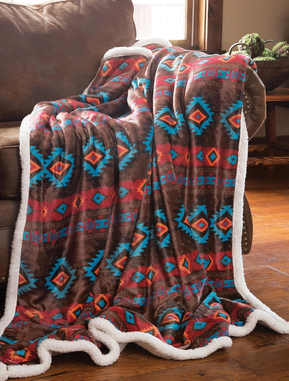 CARSTENS, INC. Wrangler Ultra Premium Throw Filt, Super Soft, Sherpa Fleece, Oversized, 137,2 X 172,7 Cm, Southwest Horizon sängar och filtar Carstens, Inc.