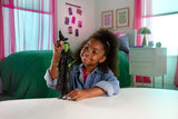 Mattel Wicked Elphaba modedocka och accessoarer med grön hud, svart flätat hår, olika möjliga poser och avtagbar balklänning, HXT62, [Multicolor]