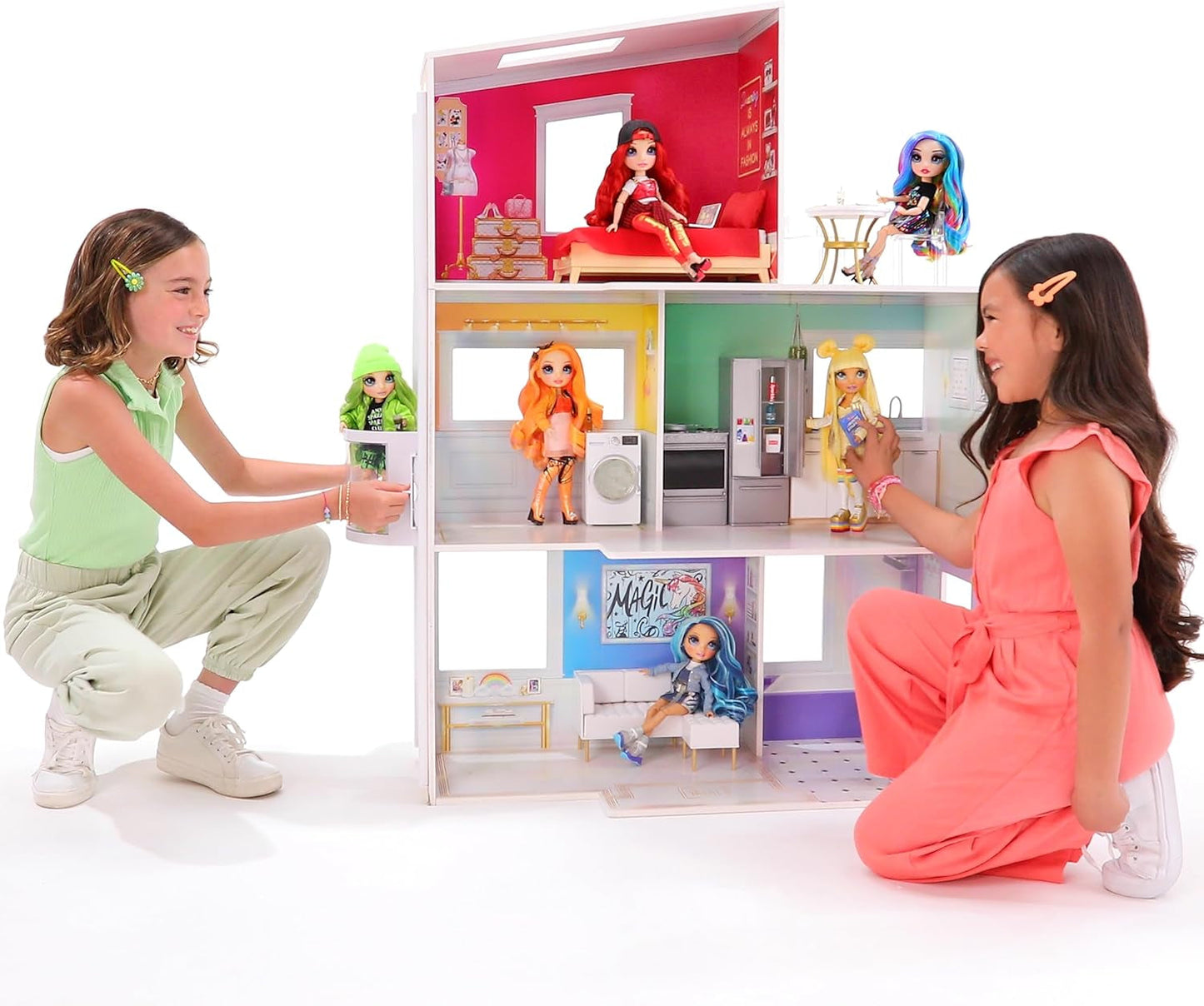 Rainbow High Townhouse - 3-vånings dockhus i trä med 5 färgglada rum och terrass - Fullt möblerat hus med hiss och funktionella tillbehör - Leksak för barn 4-12+ år Naty Shop Dollhouses
