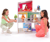 Rainbow High Townhouse - 3-Stöckiges Holzpuppenhaus mit 5 Bunten Zimmern & Terrasse - Komplett Eingerichtetes Haus mit Funktionierendem Lift and Zubehör - Spielzeug für Kinder von 4 bis 12+ Jahren