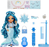 Rainbow High Winter Wonderland - Skyler (blå) - 28 cm Hidden Magic Water Accumulating Snow Fashion Docka med Snowman Set, lämplig för 4-12 år gamla barn och samlare Naty Shop Dolls