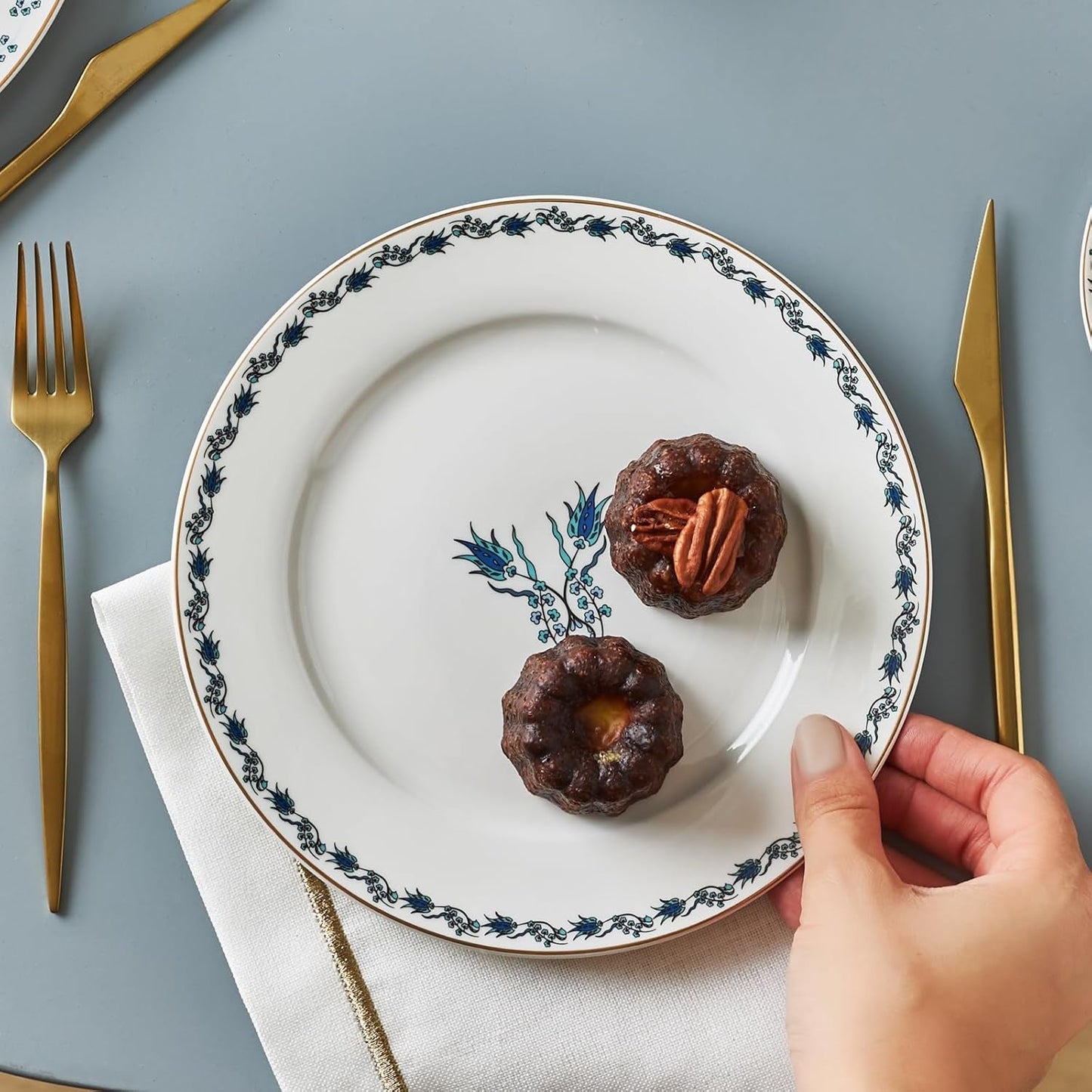 Karaca İznik dessertset för 6 personer, 18 delar - elegant servis för läckra desserter