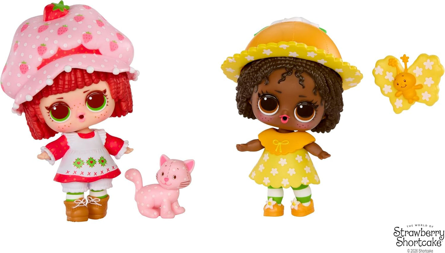 LOL Överraskning! Älskar Strawberry Shortcake Tots - Samlardoftande dockor med 7 överraskningar, husdjur, mode, skor, hatt, lekset med Strawberry Shortcake Convertible House, 4+