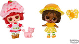 LOL Överraskning! Älskar Strawberry Shortcake Tots - Samlardoftande dockor med 7 överraskningar, husdjur, mode, skor, hatt, lekset med Strawberry Shortcake Convertible House, 4+