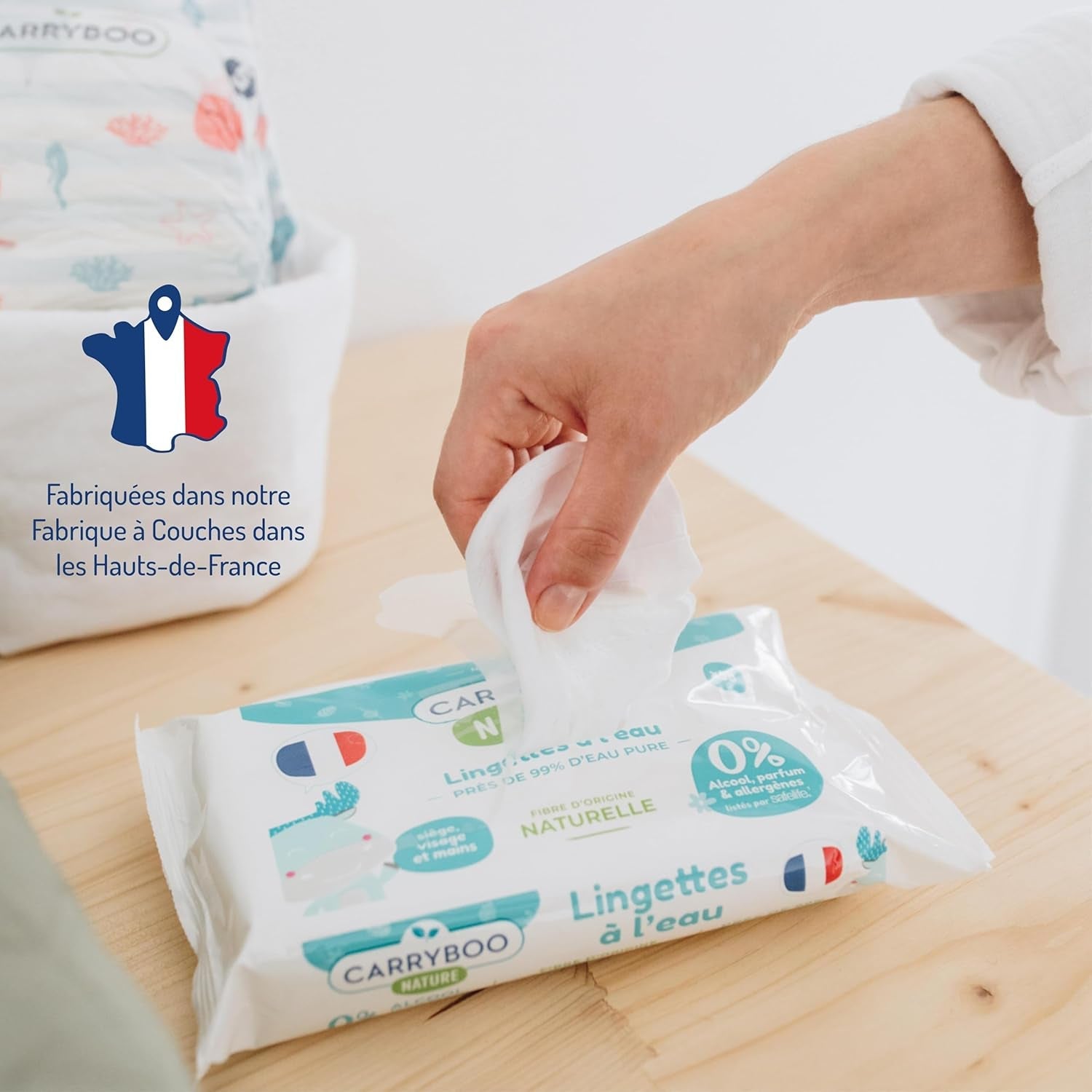 Babyvåtservetter med vatten - parfym- och allergenfria - 9 stycken - normal och känslig hud - rengör och lugnar - 100% naturliga fibrer - tillverkade i Frankrike - 522 våtservetter