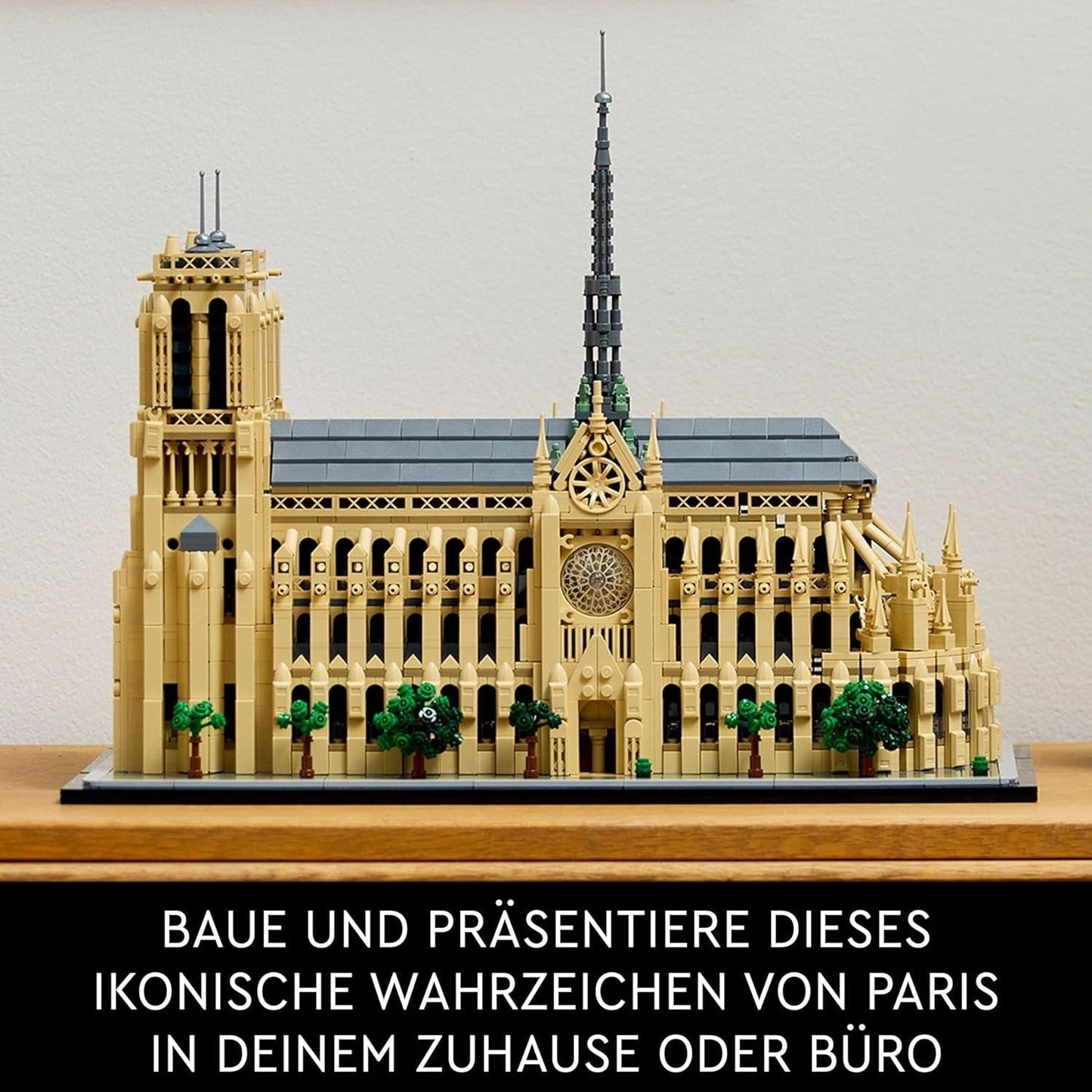LEGO Architecture Notre-Dame De Paris, Samlarföremål för vuxna, Frankrike Souvenir, Present för kvinnor, män, Globetrotters och alla historieentusiaster, Arkitektonisk modell 21061 Byggset Besuche den LEGO-Store