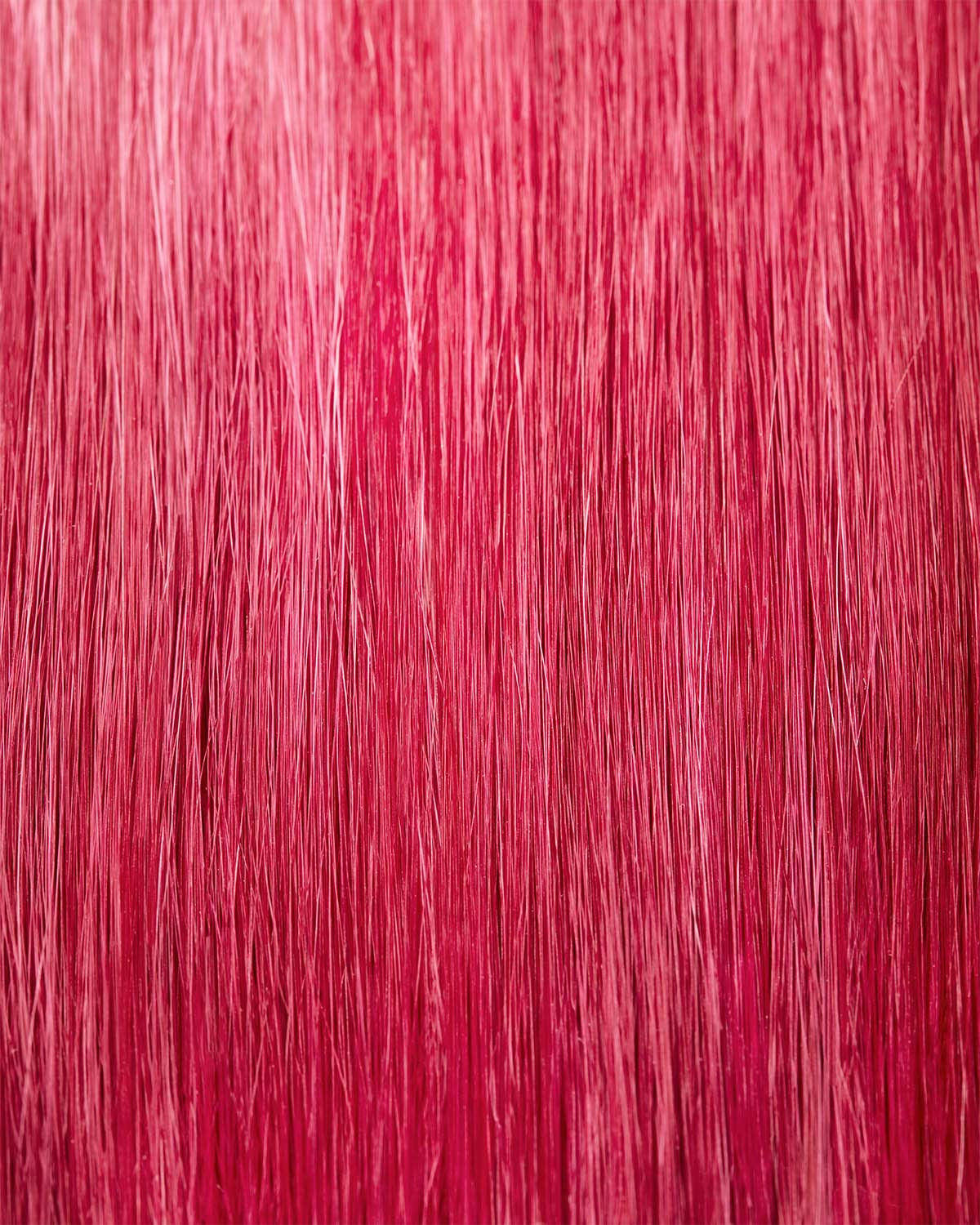 Maria Nila Colour Refresh 300 ml - En närande färgbomb som innehåller tillfälliga färgpigment som snabbt fräschar upp hårfärgen. 100% Vegan. Inga sulfater och inga parabener. Naty Shop hårfärgning