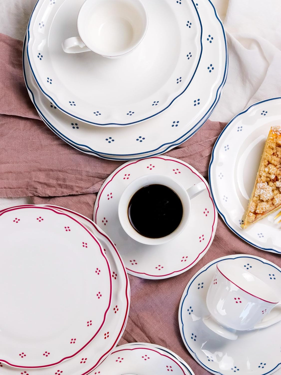 Mäser Lova Series 18-delade porslinskaffeservering - 6 desserttallrikar (19,5 cm), 6 koppar (19 cl) och 6 fat (15,5 cm), blå