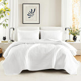 Comfort Spaces Kienna Quilt Set, Lyxiga dubbla sömmar, Sommarfilt, Lätt, Mjuk, Helårssängkläder, Matchande Örngott, Vit, Filt för King Size-sängar (264,2 X 228,6 Cm), Naty Shop Täcken & täcken Trädgård Vit/Ödrig Quilt King/Cal King(104"X")