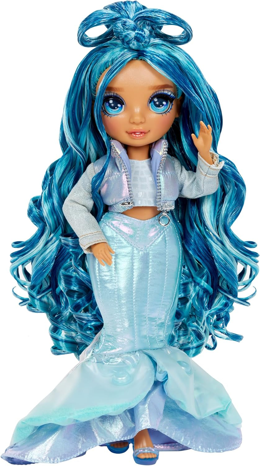 Rainbow High Winter Wonderland - Skyler (blå) - 28 cm Hidden Magic Water Accumulating Snow Fashion Docka med Snowman Set, lämplig för 4-12 år gamla barn och samlare Naty Shop Dolls