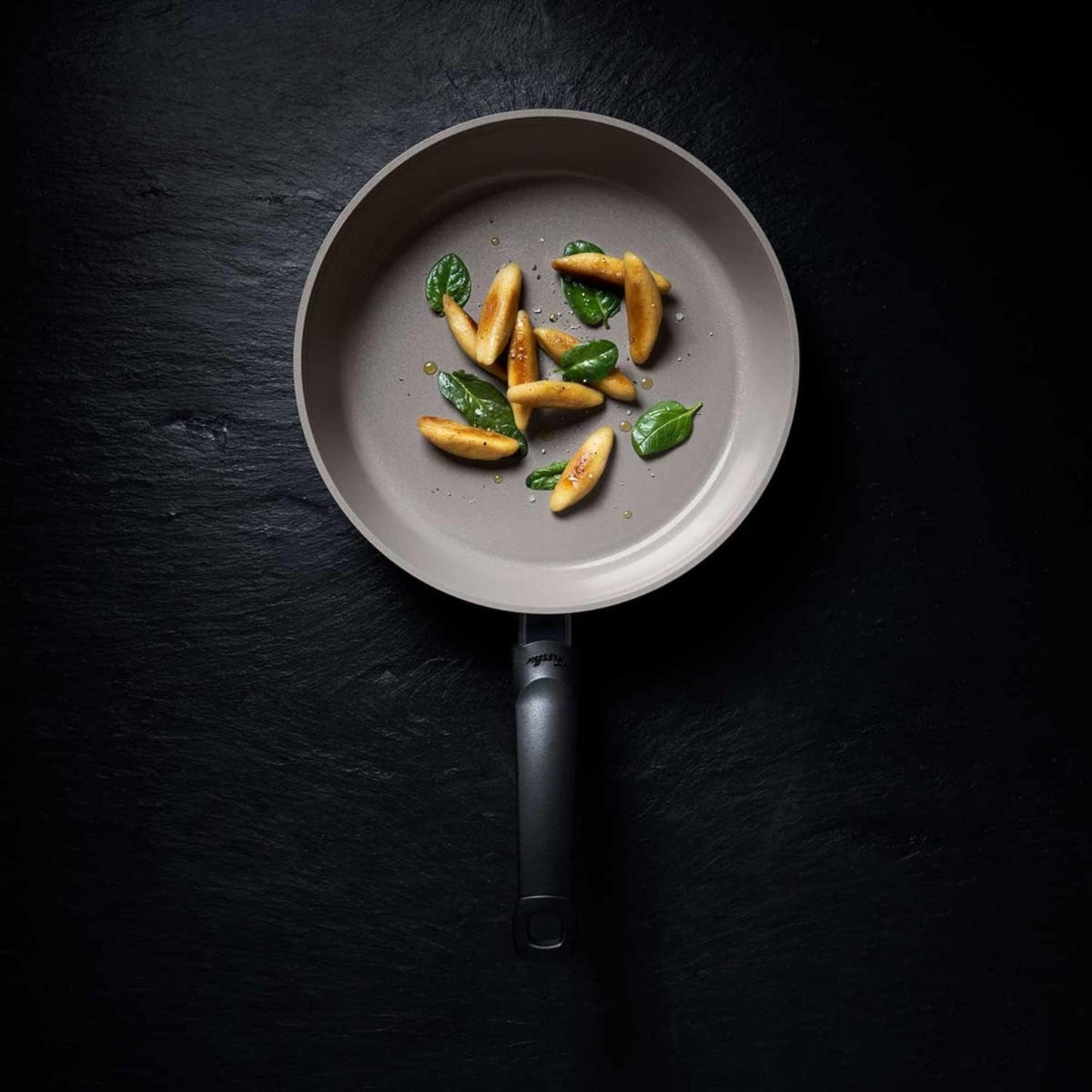 Fissler Ceratal Comfort, non-stick keramisk panna - induktionsgrytor och stekpannor Naty Shop