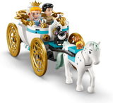 LEGO Ç€ Disney Princess Castle Askungen och hästvagn, set för flickor 6 år och uppåt, fantastisk leksak med prinsessan Askungen och Prince charmiga minidockor, presentidé för Disney-fans 43275 Byggset Beuche den LEGO-Store