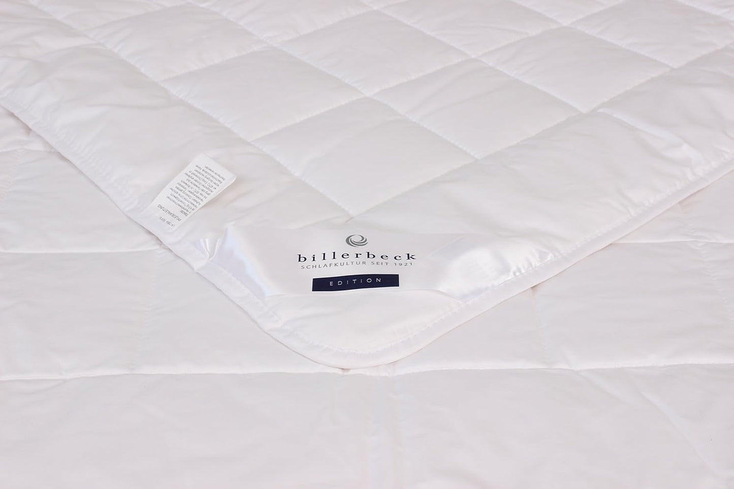Billerbeck Jasmin Superlight täcke - sommartäcke - 155 X 220 Cm - bomullstäcke, svalkande täcke - 90% viskos (bambu) 10% polyester (airsoft), vita Täcken och täcken Naty Shop