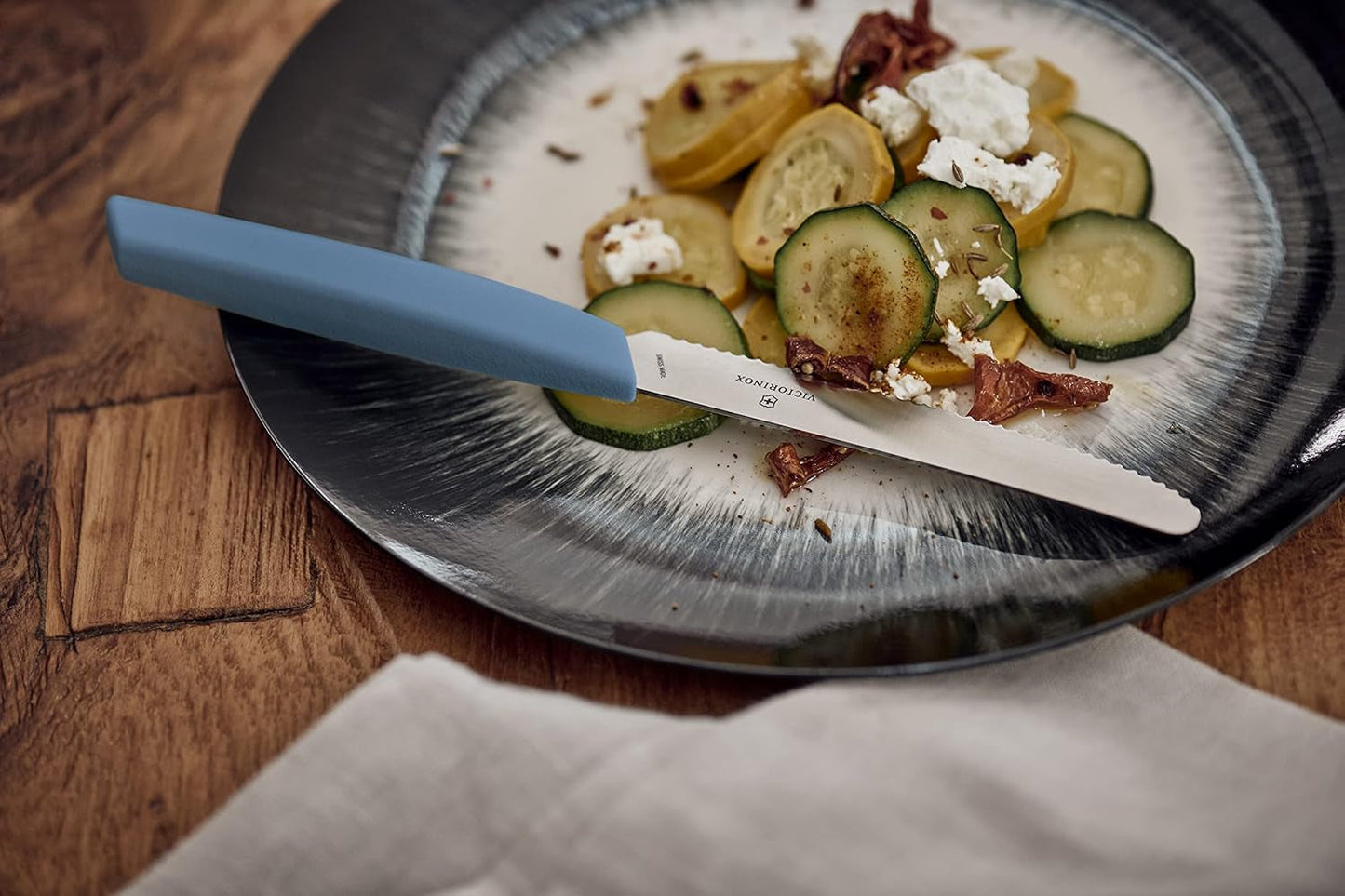 VICTORINOX Modern schweizisk bestickset för 6, 12 delar Kitchen Naty Shop