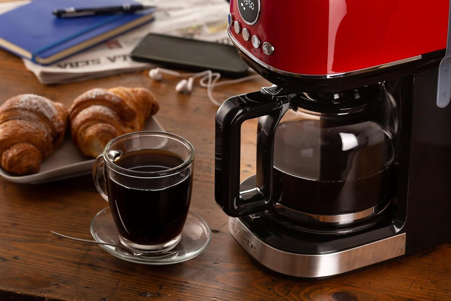 Ariete Moderna 1396 Filter Espressomaskin för att göra amerikanskt kaffe Upp till 15 koppar Glaskaraff Värmeplatta LCD-skärm Avtagbara och tvättbara filter Vita