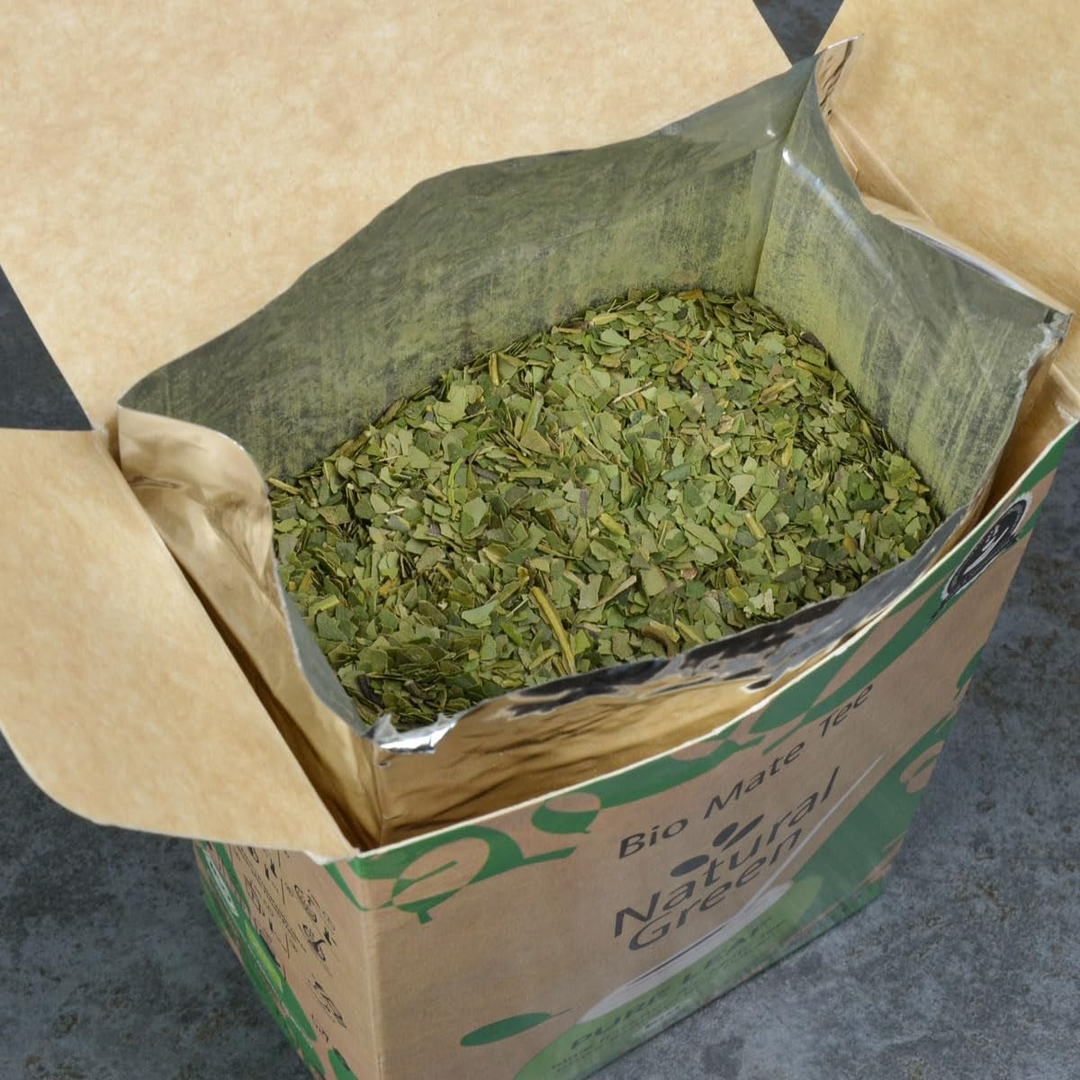 Delicatino - Naturligt grönt PURE LEAF 500G, ekologisk yerba mate stamfri, färsk och rökfri, ekologiskt odlad, vakuumförpackad för maximal fräschör