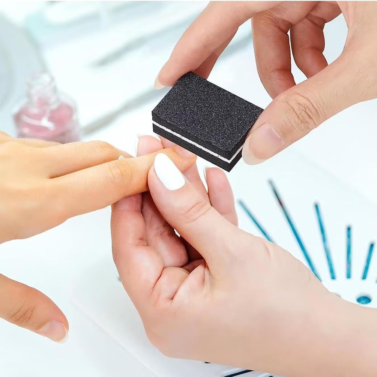 100 st Nail Art-mallar Modelleringsmallar Självhäftande med 4 ark genomskinliga nagelkuddar och 3 nagelfiler Gel Nagelförlängningstillbehör för konstgjorda naglar