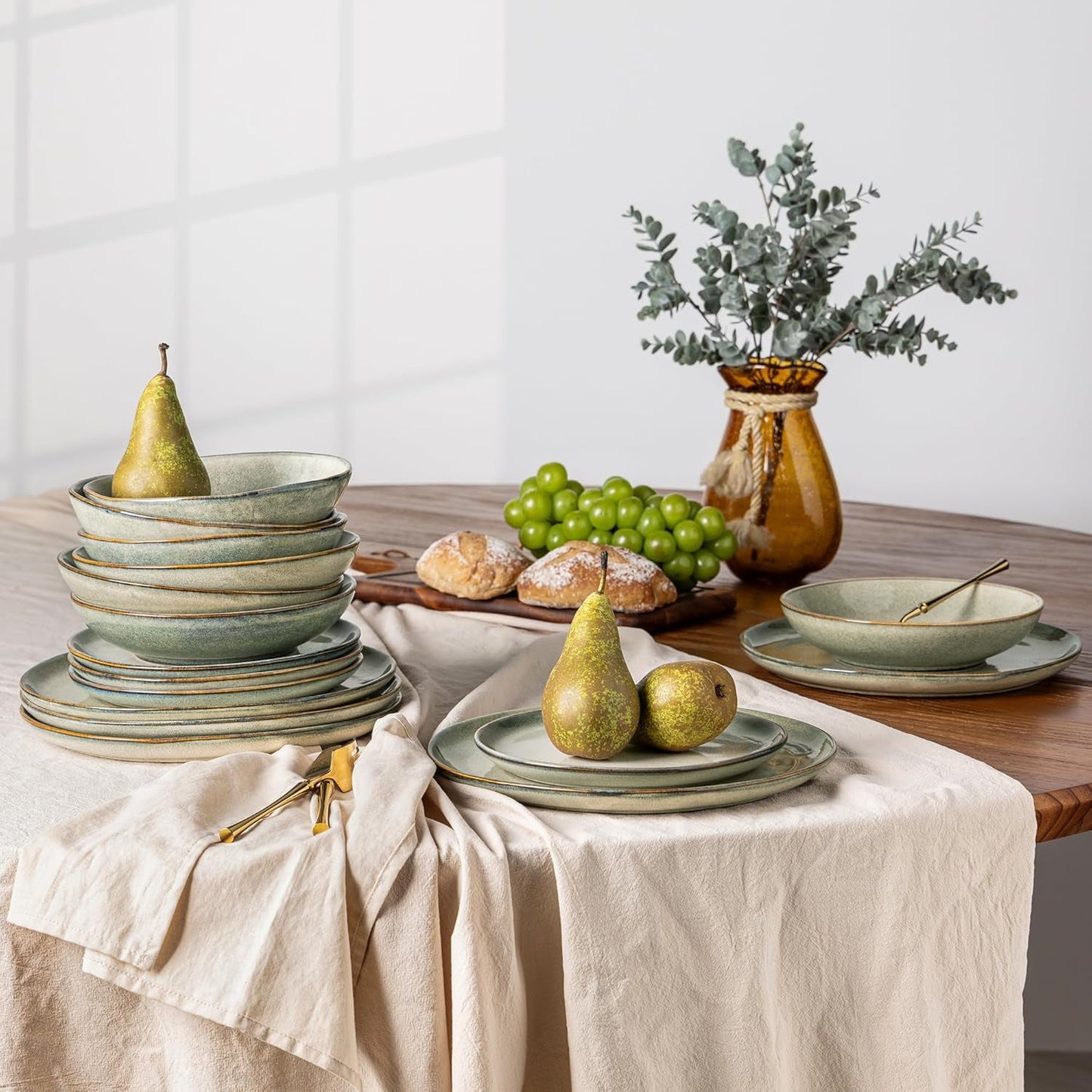 GBhome 6-personers keramiskt servisset 24-delat reaktiv glasyr Handgjord mikrovågsugn och diskmaskin Säker skål och tallrik Set Desret Sage GDW007GY-24P-EU