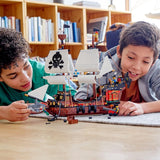 LEGO Creator 3-i-1 piratskeppsset, leksak med 3 byggalternativ, bygg en piratkrog eller skalle Pirate Island, innehåller 3 rollspelsäventyrsminifigurer 31109 Byggset Besuche den LEGO-Store