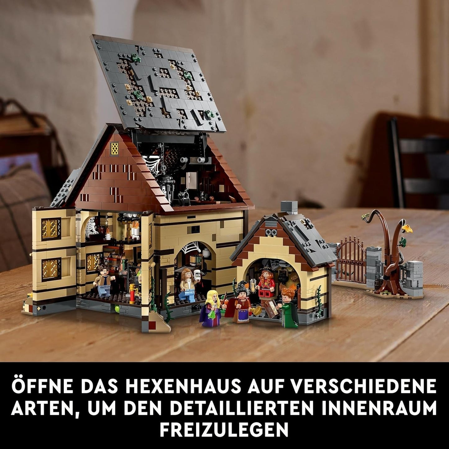 LEGO Ideas Hocus Pocus: The Sanderson Sisters Witch House Set, Vuxensamlingssats med hus, 6 minifigurer och tillbehör, 21341 byggnadsset för kvinnor och män Besuche den LEGO-Store