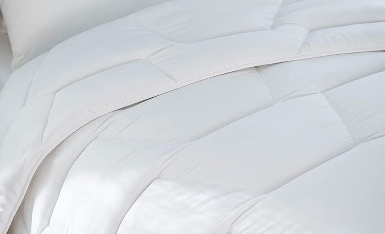 Abeil Bio' Attitude täcke, Lätt, Ekologisk bomullsöverdrag, Fyllning: Polyester Cyclafill® 200 G/M², Maskintvättbar, Oeko-Tex certifierad, 200 X 200 Cm Täcken och täcken Naty Shop