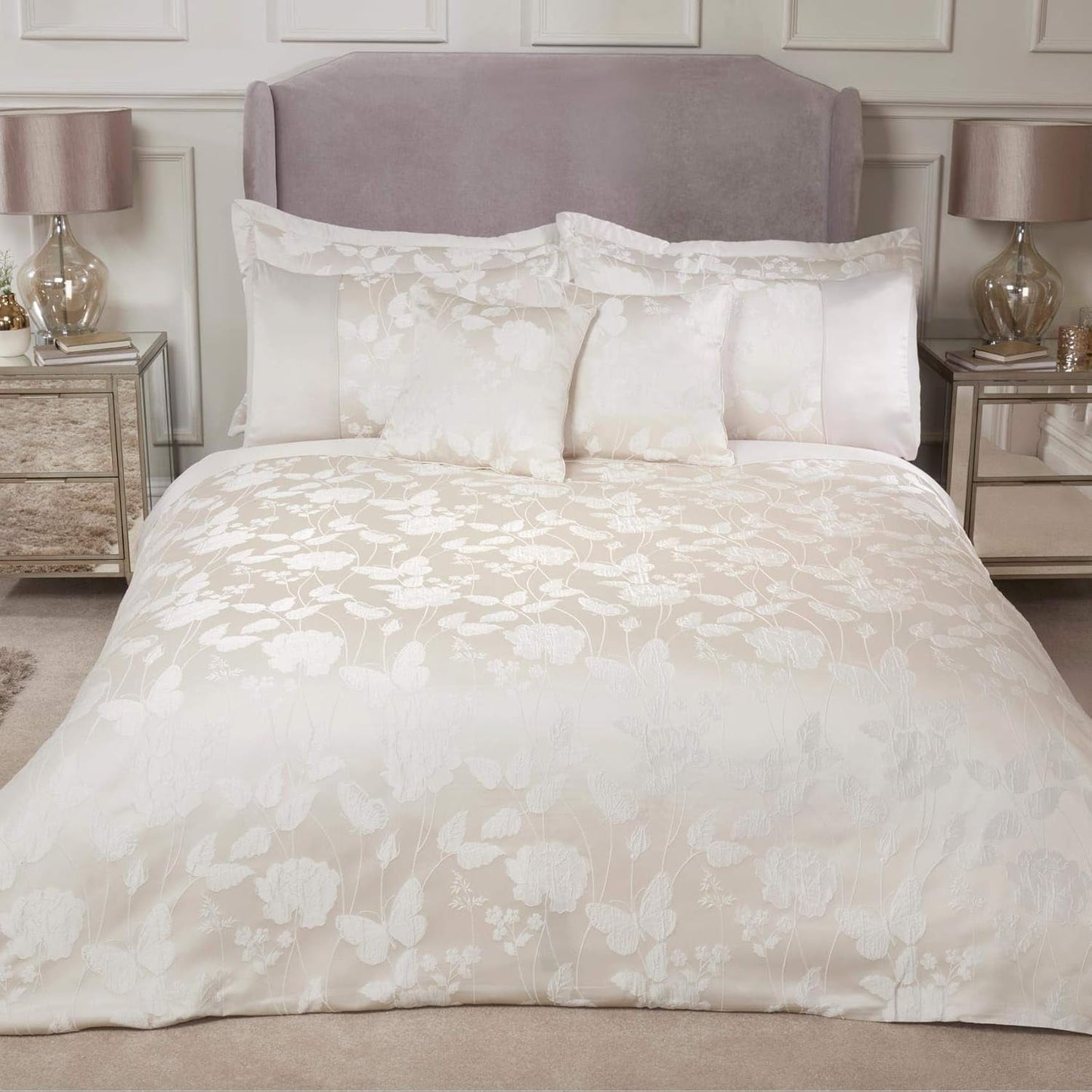 Emma Barclay Butterfly Meadow Täcken för king size-säng, 100 % polyester, kräm Naty Shop Täcken och täcken Cream King Size