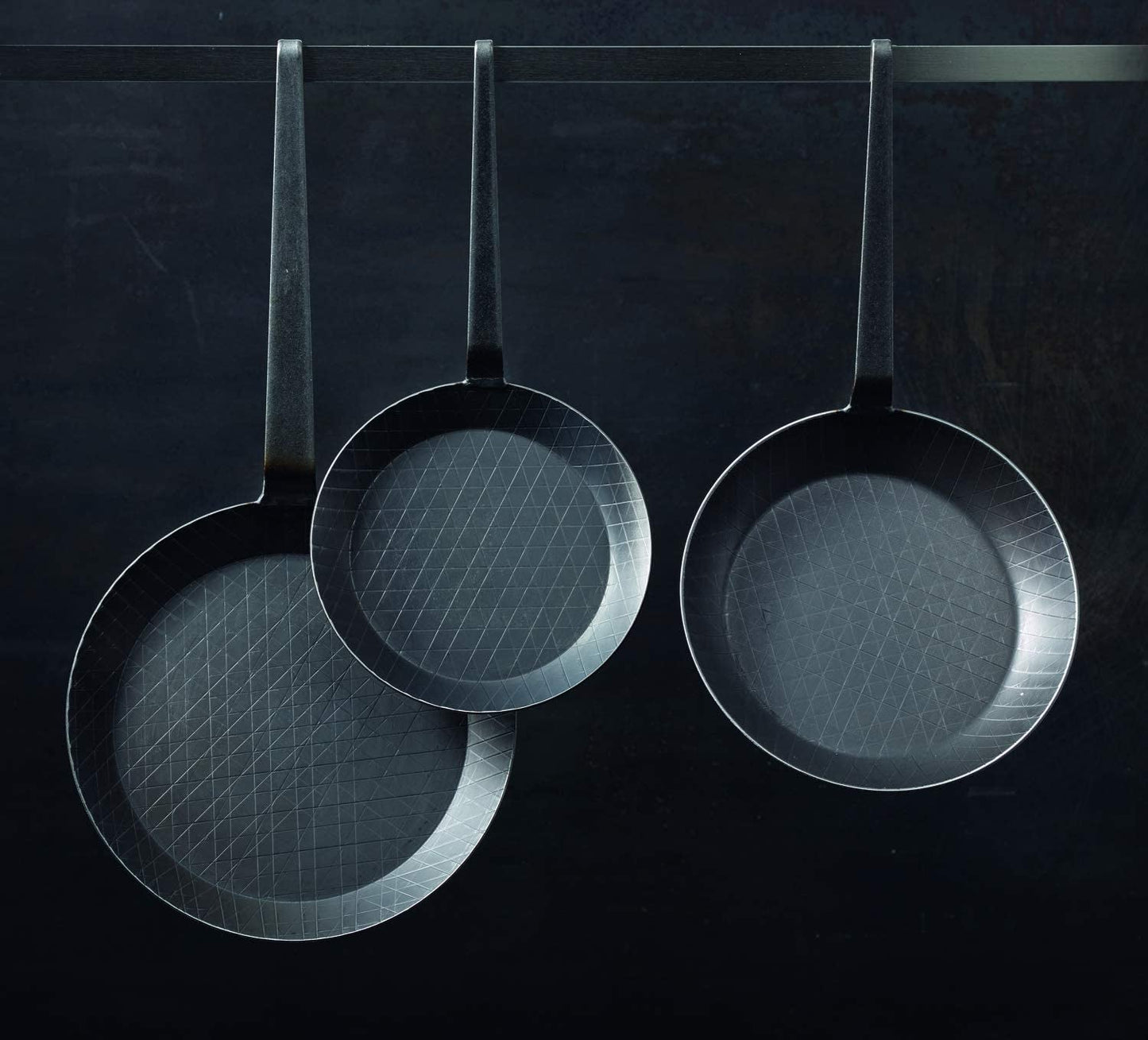 RÖSLE Serie 1888 Smidesjärnsstekpanna, hög kvalitet, hög kant för krispiga pommes frites och snabbstekt kött, lämplig för grillning och induktionsgrytor och stekpannor Naty Shop