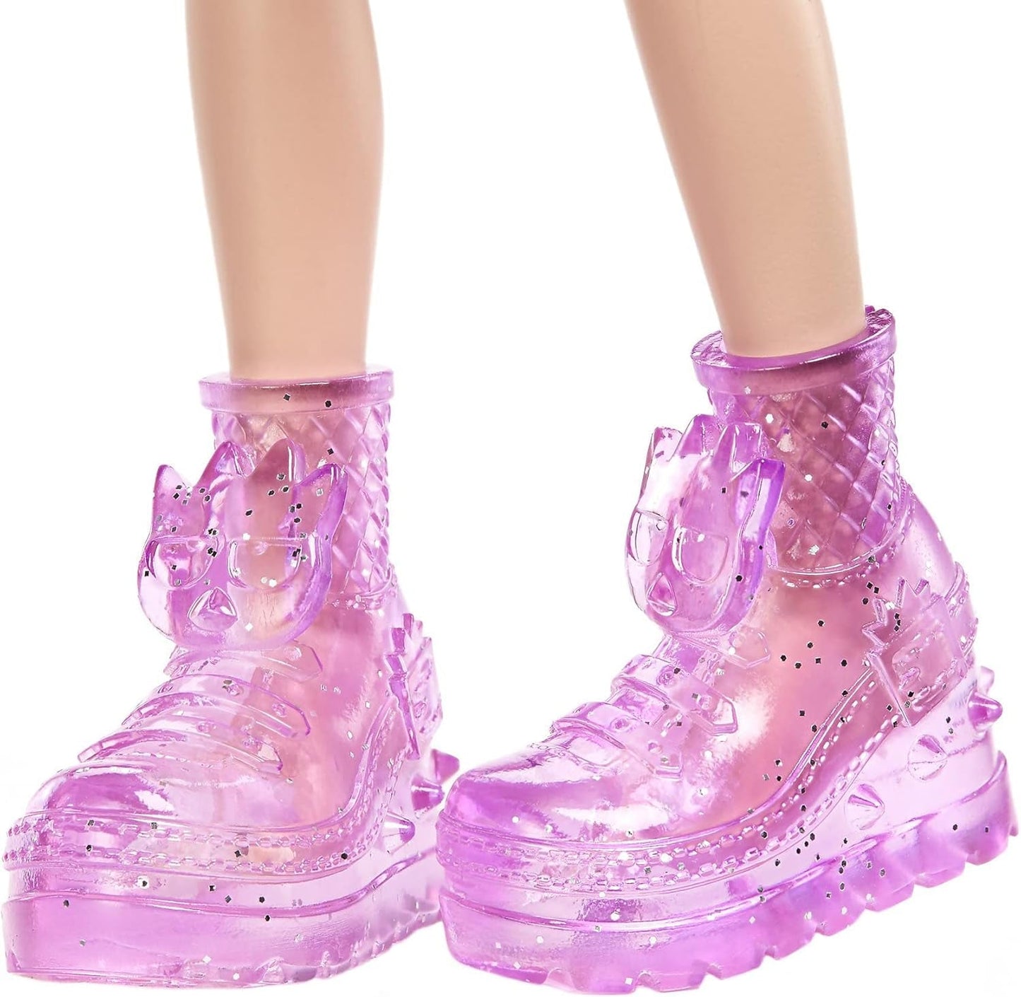 Mattel Hello Kitty GWW98 - Sanrio Badtz-Maru Figur och Jazzlyn Puppe (ca 25,4 cm) med Kleidung och accessoarer, långa hår och trendiga outfits, tolles Geschenk für Kinder ab 3 Jahren