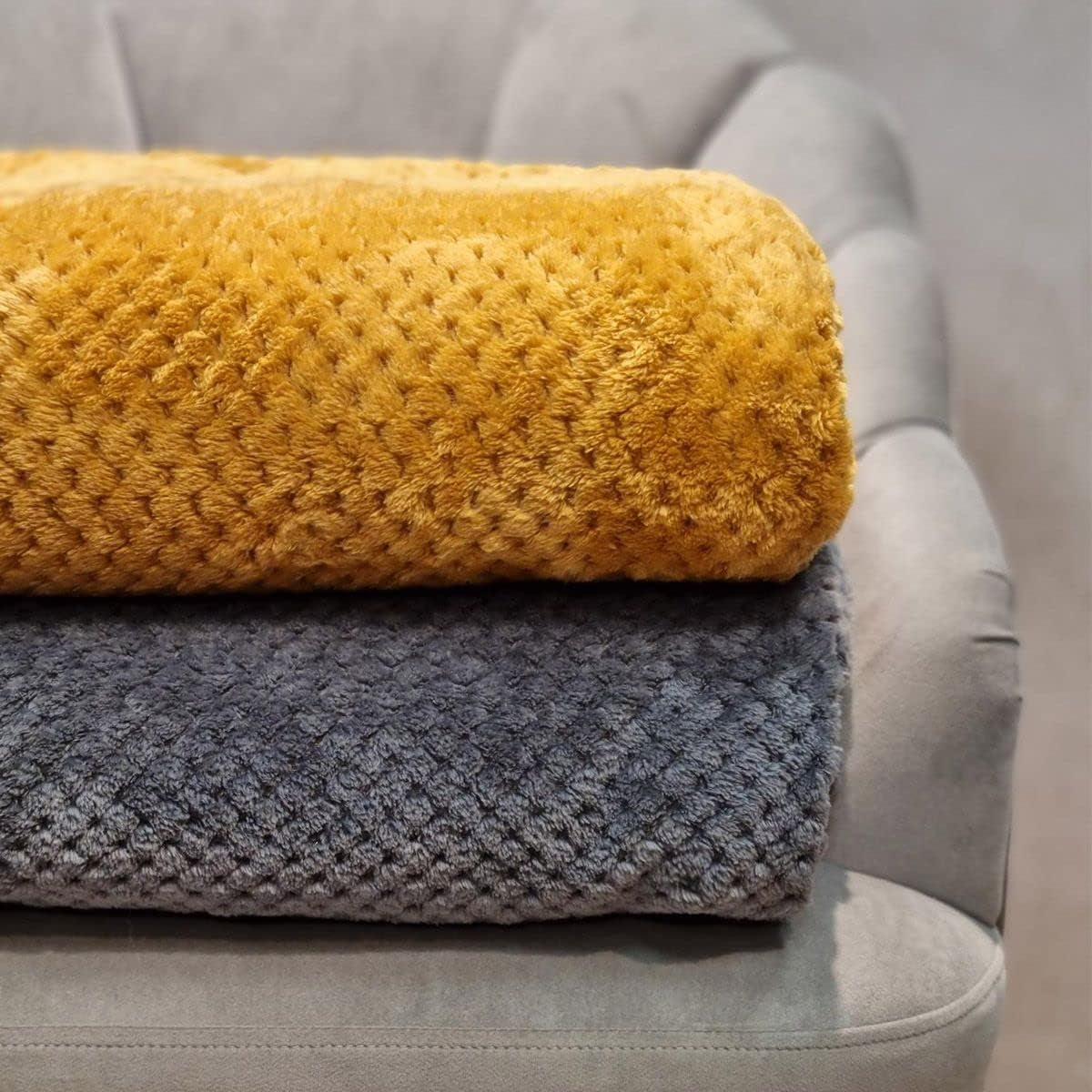 HOMLA Noah Mjuk dekorativ filt - mysig polyesterfiberfilt för hem fluffig filt för bäddsoffa - 150 X 200 cm riskornsmönster senapsfärg Sängar och filtar Besuche den HOMLA-Store