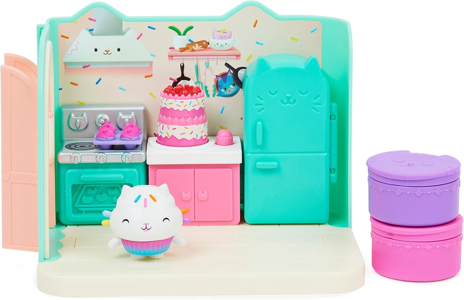 Gabby Dollhouse och Gabby Dollhouse Deluxe Room Sweet Dreams Fluffy Cat Sovrumskudde Katt och 3 tillbehör 3 möbler och 2 överraskningslådor Passar från 3 år och uppåt