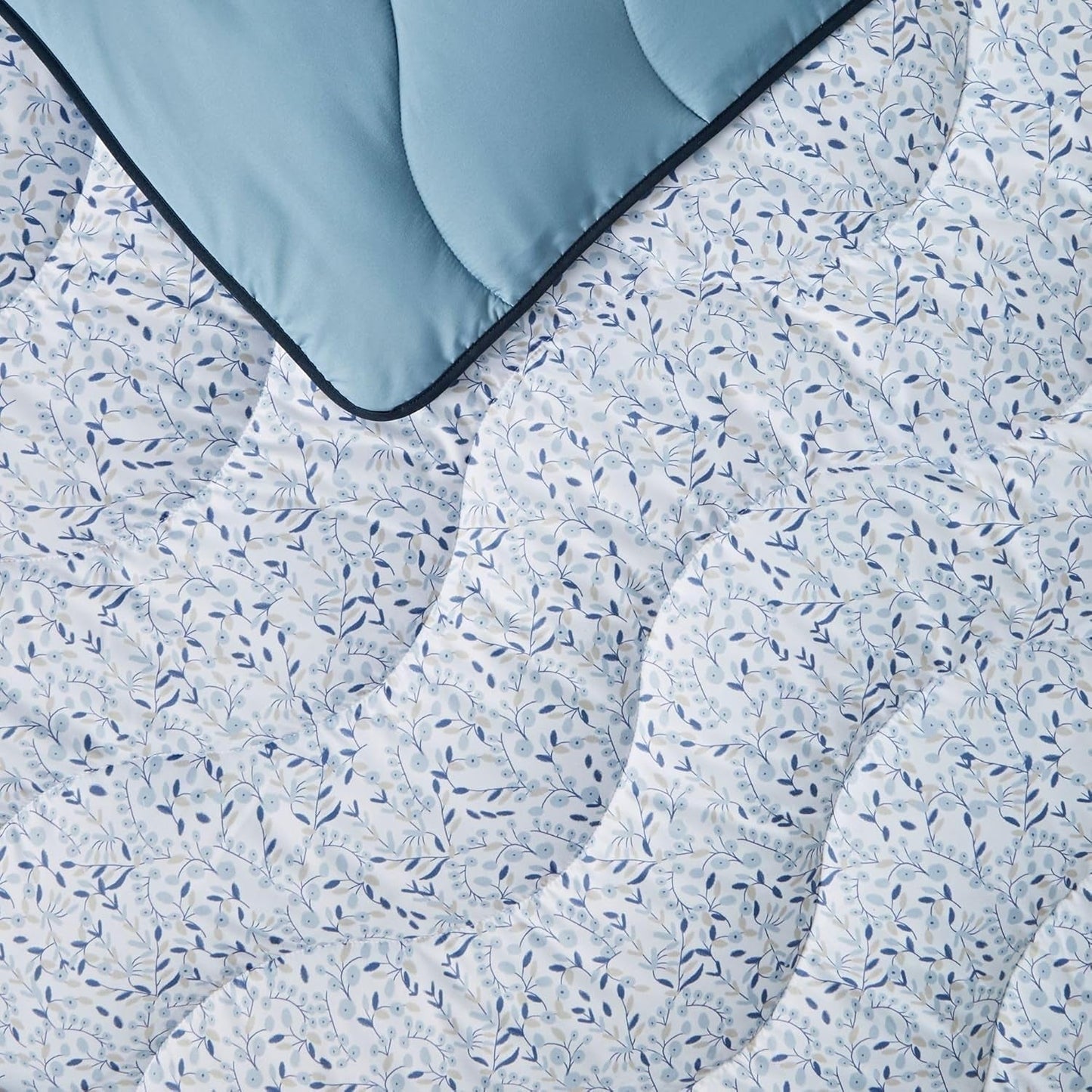 Night Lark Överdragslöst Påslakan Super King 6 Tog Vår Sommar - Blue Garden Super Mjuk Täcke Lätt maskintvättbar Snabbtork Påslakan Allt-i-ett Vändbara täcken & täcken Naty Shop